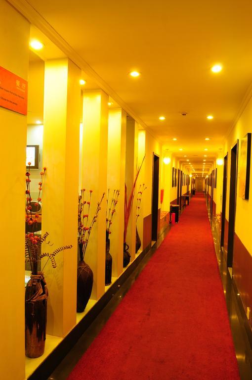 Guangzhou Colorful Days Hotel ภายนอก รูปภาพ